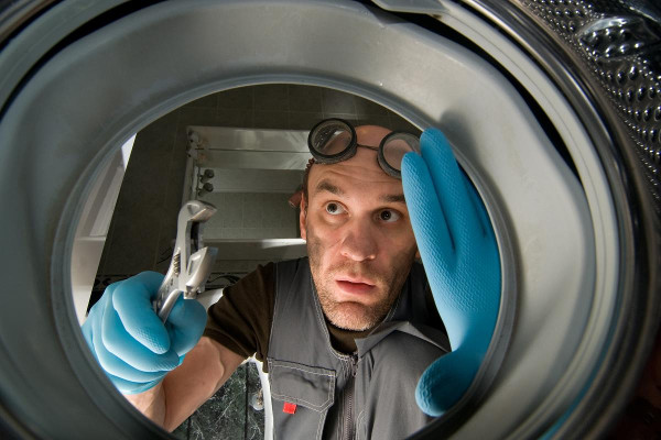 Cách sửa máy giặt bị rung lắc mạnh không cần thợ